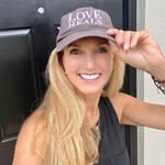 Dianne Gray - @diannebgray - Instagram