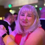 Dianne Hurst - @d_5ilky - Instagram