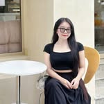 Diệp Hoàng Quyên - @dhquin_ - Instagram
