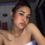 Diệp Lâm Linh - @dlamlinh_ - Instagram