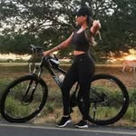 Dina Dores - @dinadoresxeeha - Instagram