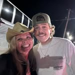 Dina Hart - @chasingcountry - Instagram