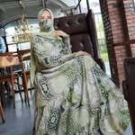 Dina Hartika Kridit - @dinahartikakridit - Instagram