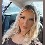 Dione - @dionebennett95 - Instagram