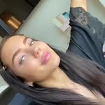 Dior Hall - @larahiip - Instagram