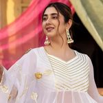 DISHA PARMAR FC 💕 - @dishaparmar.lover - Instagram