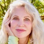 Divine Openings, Lola Jones - @divineopenings - Instagram