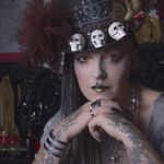 Holly Harvey - @dixiewolf_tattoo - Instagram