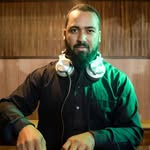 Douglas Sousa - @dj_douglas - Instagram