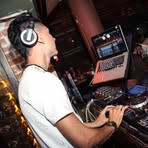 DjJulián Jaramillo - Facebook
