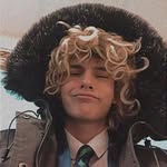 Dylan Lowe - @djlowe21 - Instagram