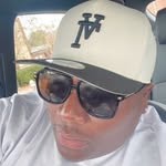 Dlo Smith - @dlo_smith - Instagram