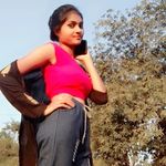 Dolly Markam - @i___deal__girl__dolly - Instagram