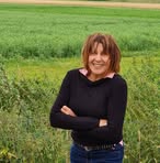 Dolly Wolf - Facebook