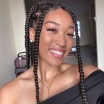 Dominique Lee - @niquenique41 - Instagram