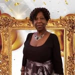 Lizzie Lewis - @don_brakeman - Instagram