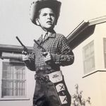 Don Ellison - @don.ellison.7731 - Instagram