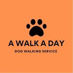 Donna Lambert - @awalkaday.dogs - Instagram