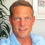 Bruce Blausen - @donaldsilver2022 - Instagram