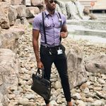 donavan lewis - @donavanlewis10 - Instagram