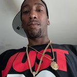 Donell Davis - @dinodog_ass - Instagram