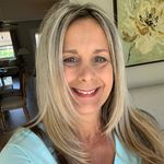 Donna Anastasio - @donnabeaches - Instagram