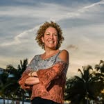 Donna Bernstein - @laughteryogawithdonna - Instagram