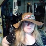 Donna Coates - @coates.donna - Instagram