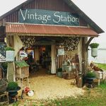 Stacey Pullum  Donna Cotterman - @vintagestationtomball - Instagram