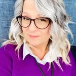 Donna Fraser - @miss_essentialpink - Instagram
