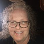Donna Groves - @groves9867 - Instagram