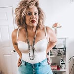 Donna Miles - @donnailesy - Instagram