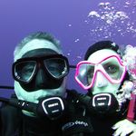 Donna & Kerry Franklin - @travel.bubble.buddies - Instagram