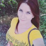Donna LaRoche - @surferstylee2 - Instagram