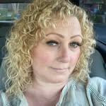 Donna Lenz - @twocathilly - Instagram