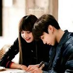 DoNnA_LisKook - @ecloypiala - Instagram
