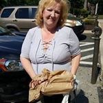 Donna Lock - @ellymae226 - Instagram