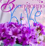 donna abbigliamento profumi mak up - Facebook