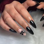 Donna Malmquist - @eanyaameed0 - Instagram