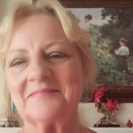 Donna Manos - @donna.manos.18 - Instagram