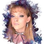 Donna Needham - @golashedout - Instagram