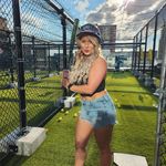 Donna Noga - @deeder87 - Instagram