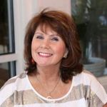 Donna Plunkett Waggett - @djdonnawags - Instagram
