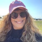 Donna Schmitt - @knittingwithattitude - Instagram