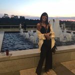 Donna Seal - @dlynseal - Instagram