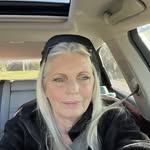 Donna Shay - @ahappyhomefinder - Instagram