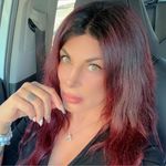 Donna Balkus - @donnashining__19 - Instagram