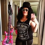 Donna South - @donzimonster - Instagram