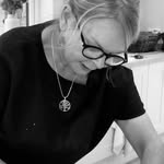 Donna Walker - @donnawalkernails - Instagram