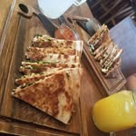 Donnie&Ash - @_foodchoompas - Instagram